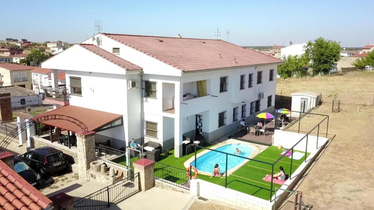 Apartamentos Estrellas De Monfraguee Торрехон-ель-Рубіо Екстер'єр фото