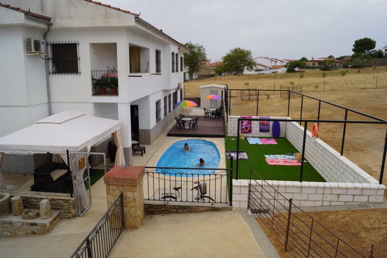 Apartamentos Estrellas De Monfraguee Торрехон-ель-Рубіо Екстер'єр фото